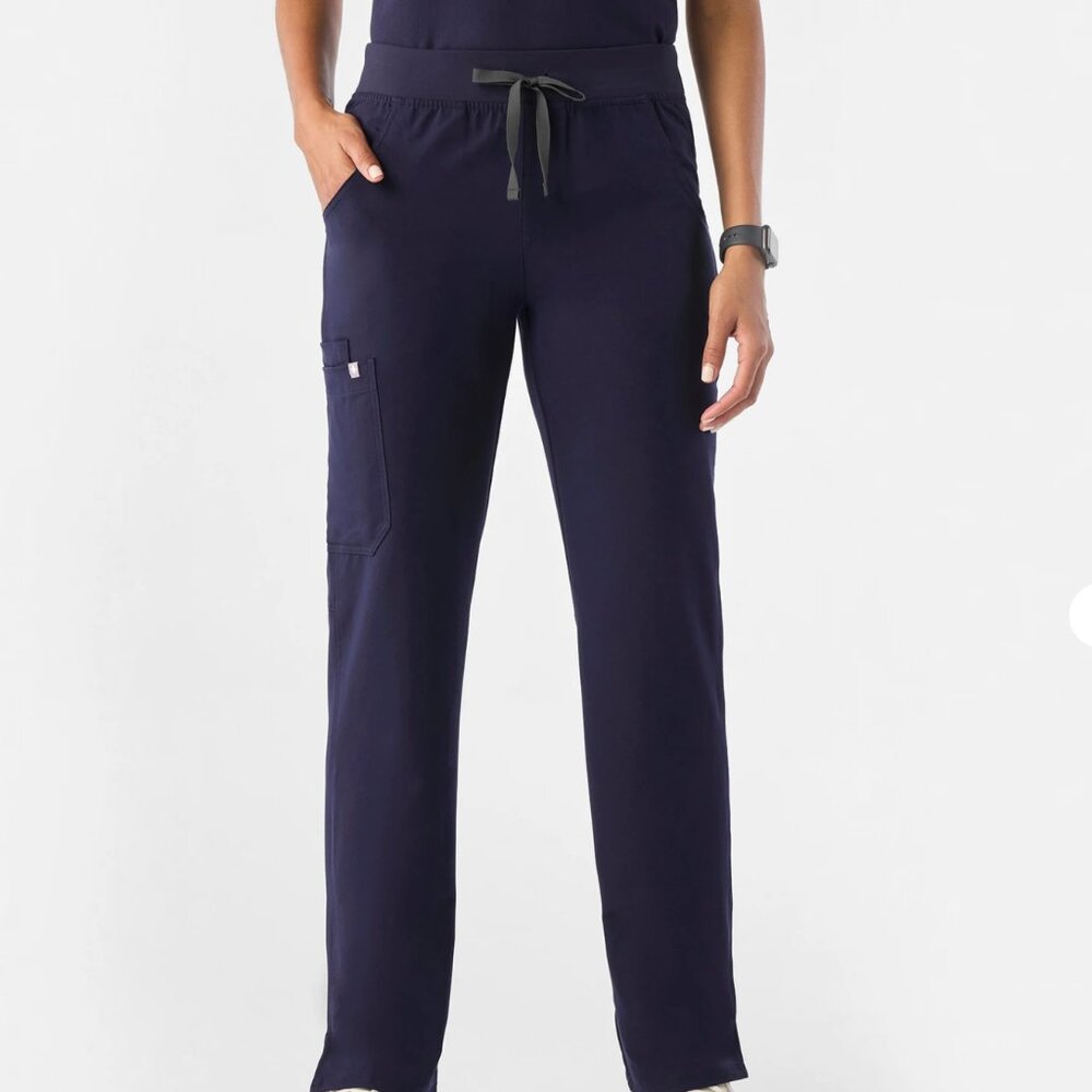FIGS Kade Cargo Scrub Pants™-NAVY- XS- petite